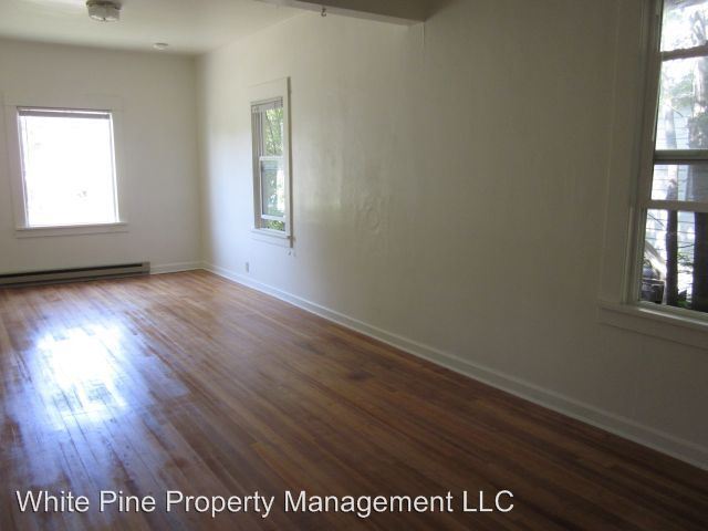 Building Photo - 112 S Asbury St
