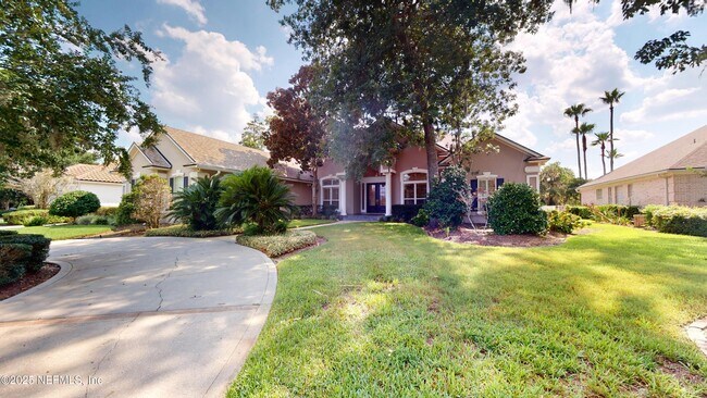 Foto del edificio - 1334 Charter Ct