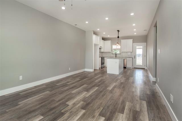 Building Photo - 20494 US-377