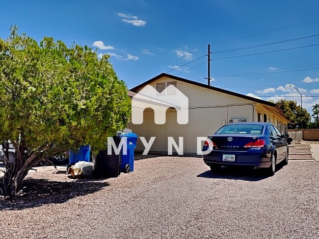 Building Photo - 4845 E Caballero Cir Unit 3