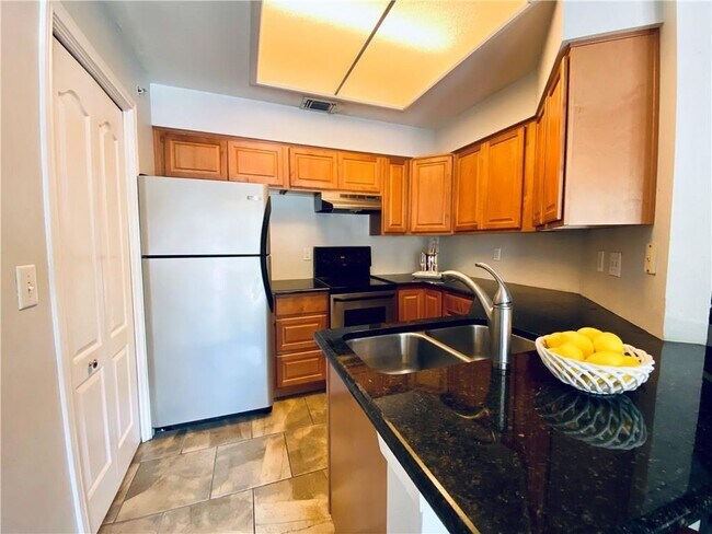 Foto del edificio - 6000-10 Shepherd Mountain Cove