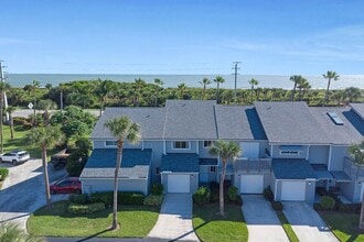 Building Photo - 4949 N Hwy A1A