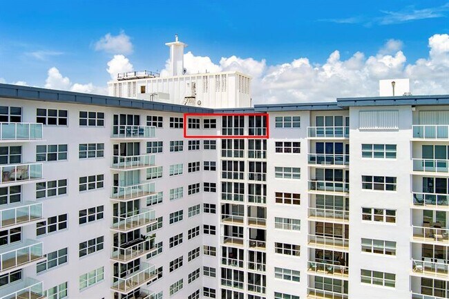 Building Photo - 111 N Pompano Beach Blvd