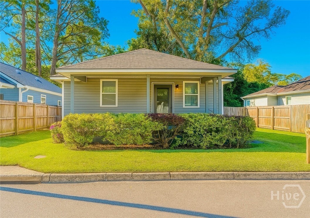 Foto principal - 1827 Greenville St