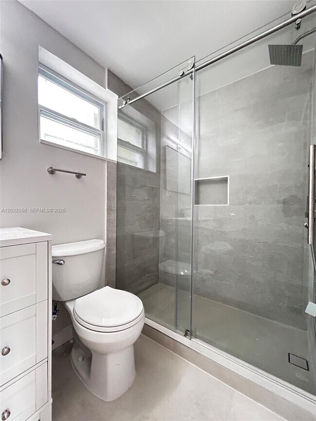 Foto del edificio - 1301 N 12th Ct
