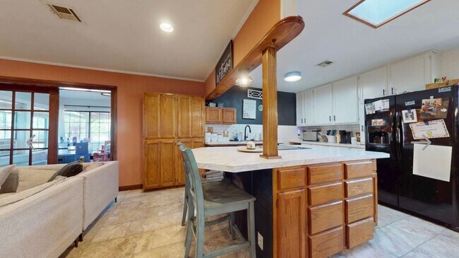 Foto del edificio - 1917 Green Meadows Cir