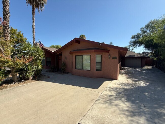 Building Photo - 3800 Casey Ct
