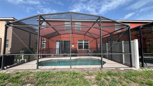Building Photo - 720 Las Fuentes Dr