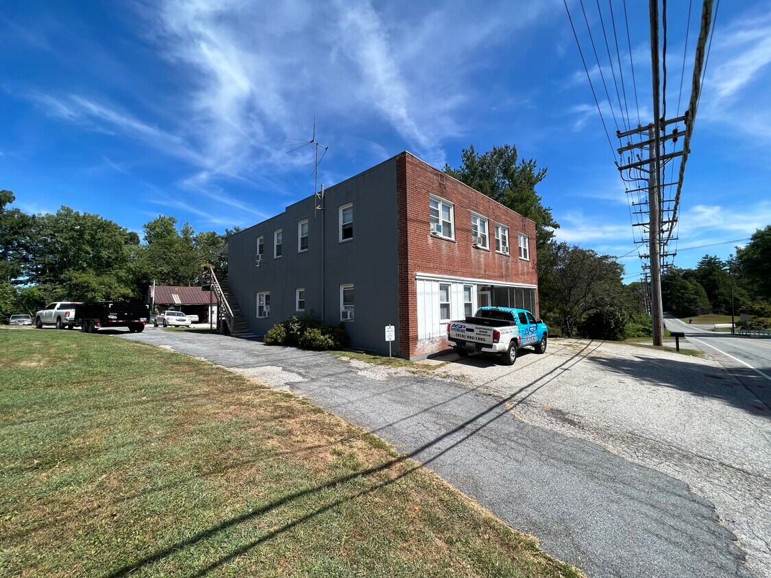 Building Photo - 538 Monkton Rd