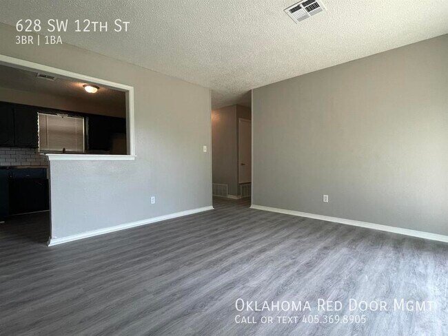 Foto del edificio - 628 SW 12th St