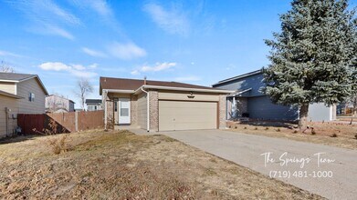 Building Photo - 4761 Witches Hollow Ln