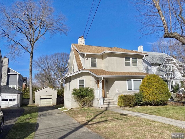 Primary Photo - 124 Glenwood Ave