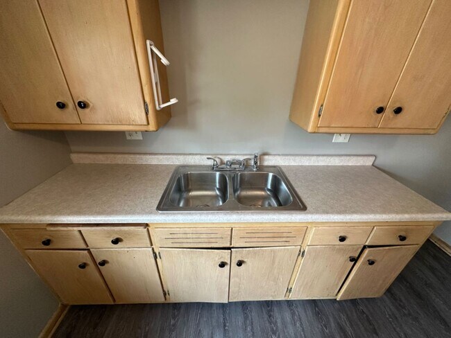 Building Photo - 4053-4055 N 91st St. (Duplex)