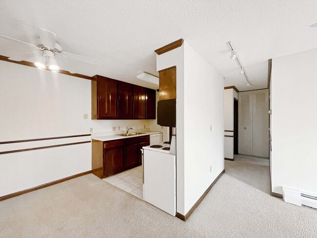 Interior Photo - River Gates Apartments