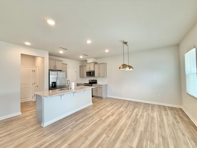 Foto del edificio - Stunning 3BD, 2.5BA Wendell Townhome with a 2-Car Garage in a Gorgeous HOA Community with Premium...