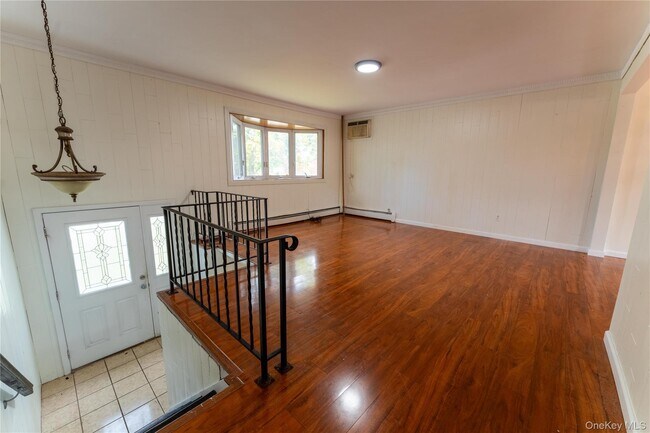 Foto del edificio - 10 Congress Dr