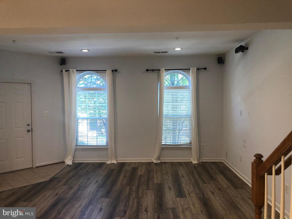 Foto principal - 2517 Eastbourne Dr
