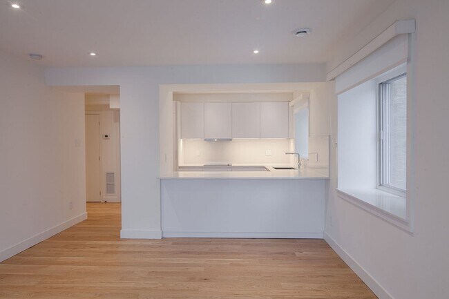 Photo du bâtiment - 3435 Rue Drummond