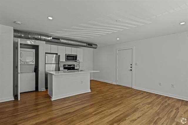 Foto del edificio - 4505 Cedar Springs Rd