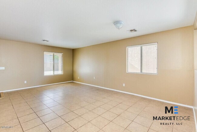 Building Photo - 4Bed/2.5Bath House At Coyote/Ocotillo! $14...