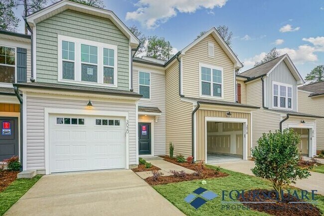 Foto del edificio - End-unit Townhouse | Sunroom | Back Patio ...