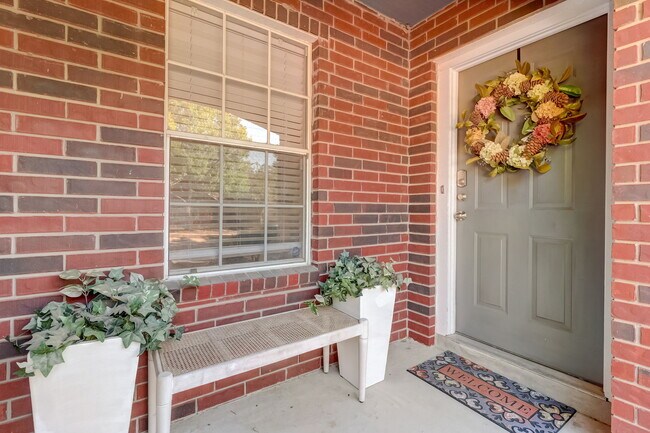 Building Photo - 5750 Cedar Cove