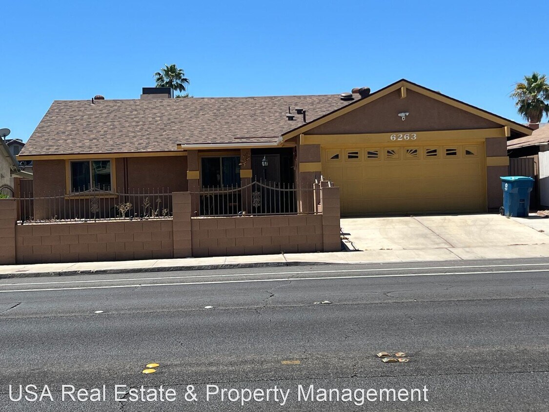 Primary Photo - 3 br, 2 bath House - 6263 W. Twain Avenue