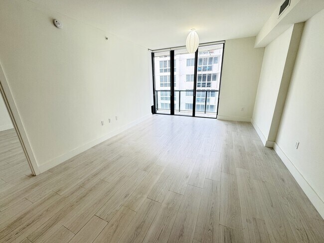 Foto del edificio - 201 SW 17th Rd