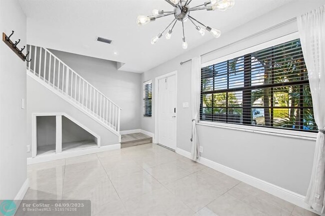 Foto del edificio - 2127 NE 11th Ave