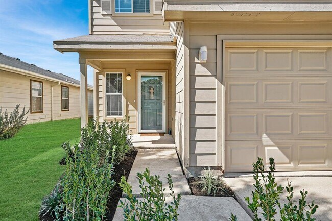 Building Photo - 1520 Anise Dr