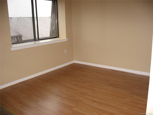 Building Photo - 234 Kennedy Dr