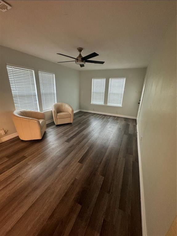 Foto del edificio - 7009 Lavender St