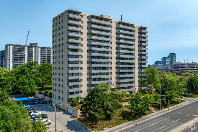 Photo du bâtiment - Sunrise Towers