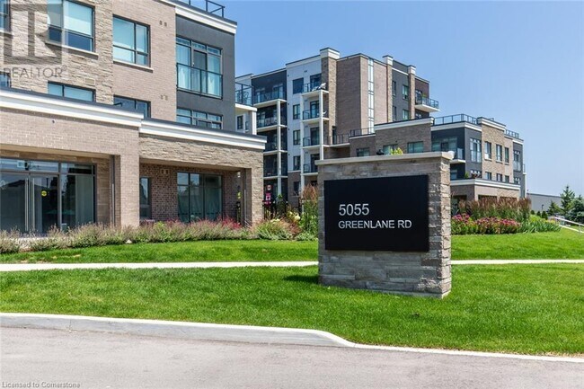 Photo du bâtiment - 5055 Greenlane Rd