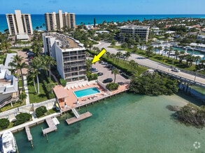 Building Photo - 225 S Beach Rd