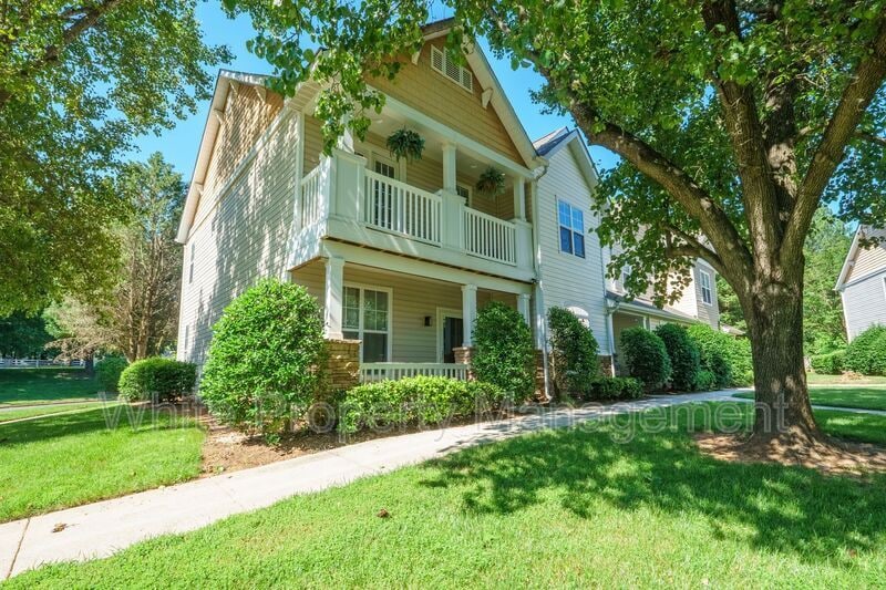 Foto principal - 11339 Dundarrach Ln