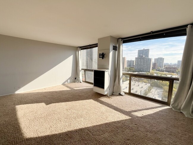 Foto del edificio - 4343 N Clarendon Ave