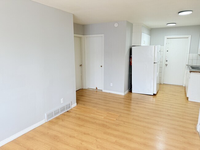 Photo du bâtiment - 506 Aylmer Ave