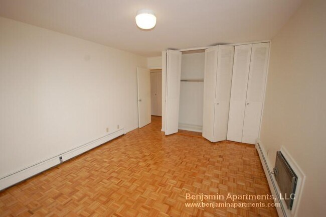 Foto del edificio - 125 Chiswick Rd