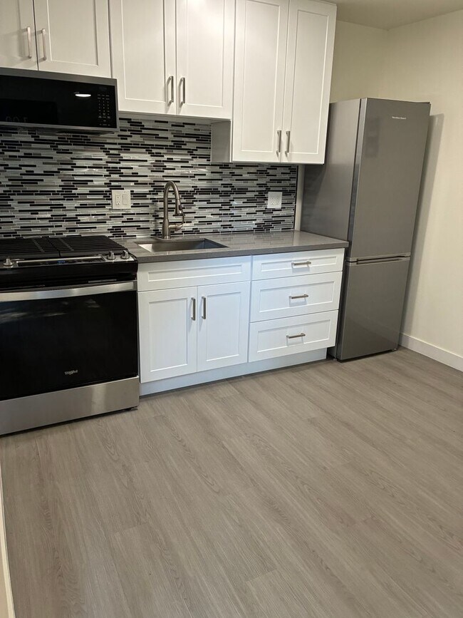 Interior Photo - Vio Cerritos
