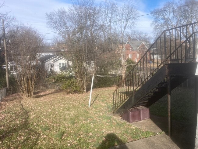 Foto del edificio - 1106 W 21st St