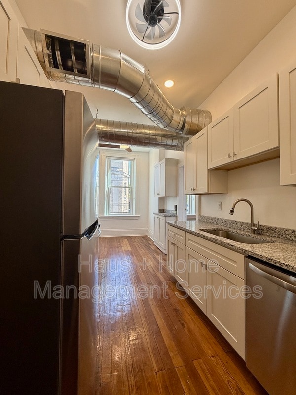 Foto del edificio - 906 Penn Ave