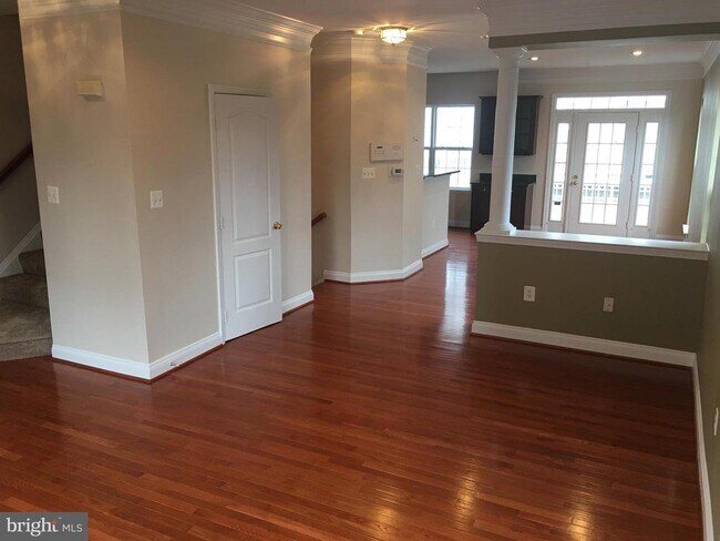 Foto del edificio - 2122 Darcy Green Pl