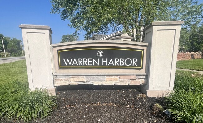 Building Photo - Warren Harbor Apartments