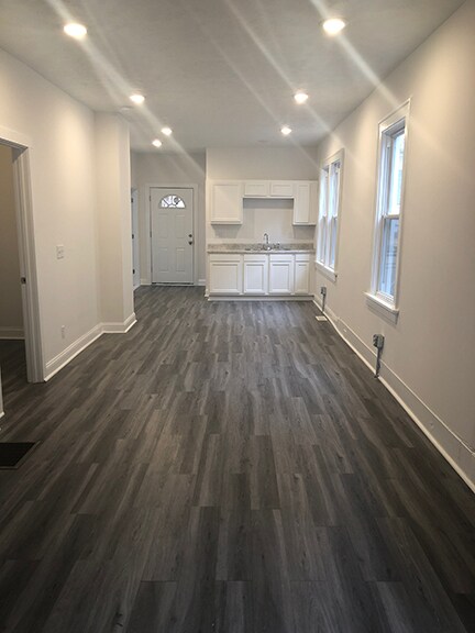 Foto del edificio - 3715 W 39th St