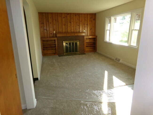 Foto del edificio - 2052 Miller Rd