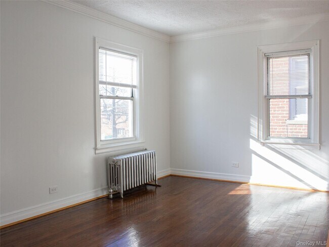 Foto del edificio - 2863 Coddington Ave