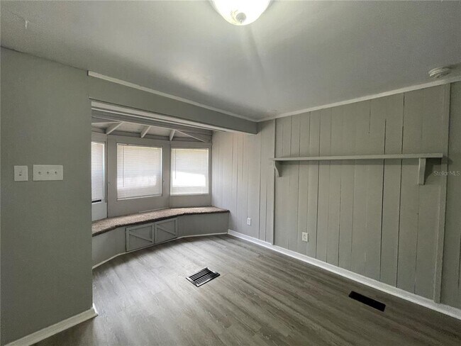 Building Photo - 6212 N 44th St
