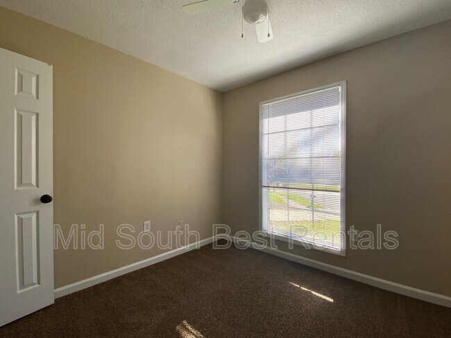 Building Photo - 3350 Brockcrest Cove