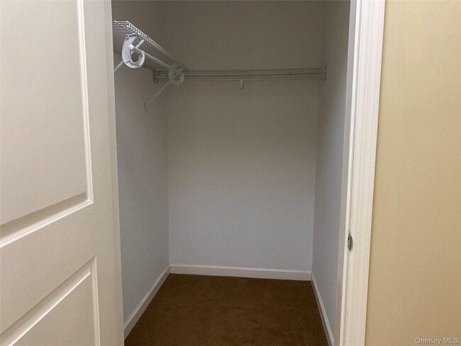 Building Photo - 11 Nicole Ct